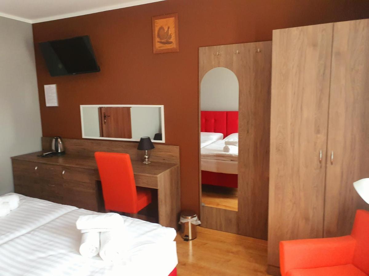 Lux Resort Kraśnik Екстериор снимка