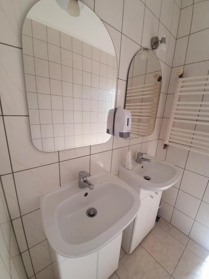 Lux Resort Kraśnik Екстериор снимка