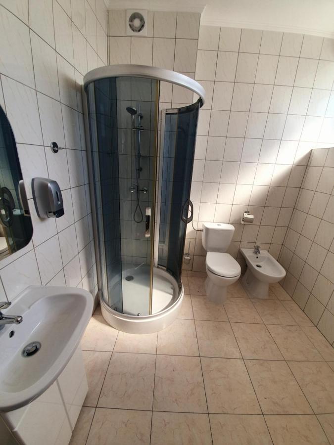 Lux Resort Kraśnik Екстериор снимка