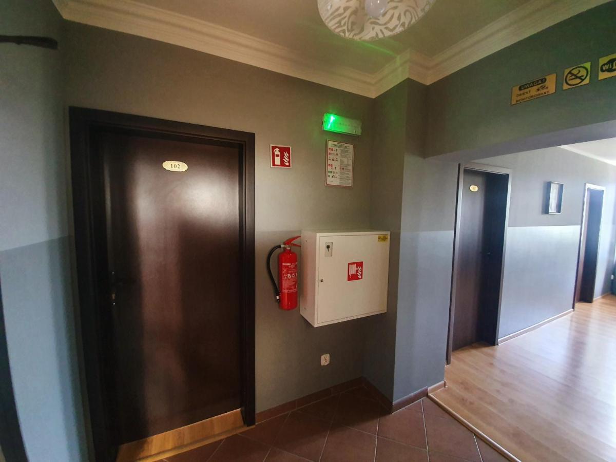 Lux Resort Kraśnik Екстериор снимка